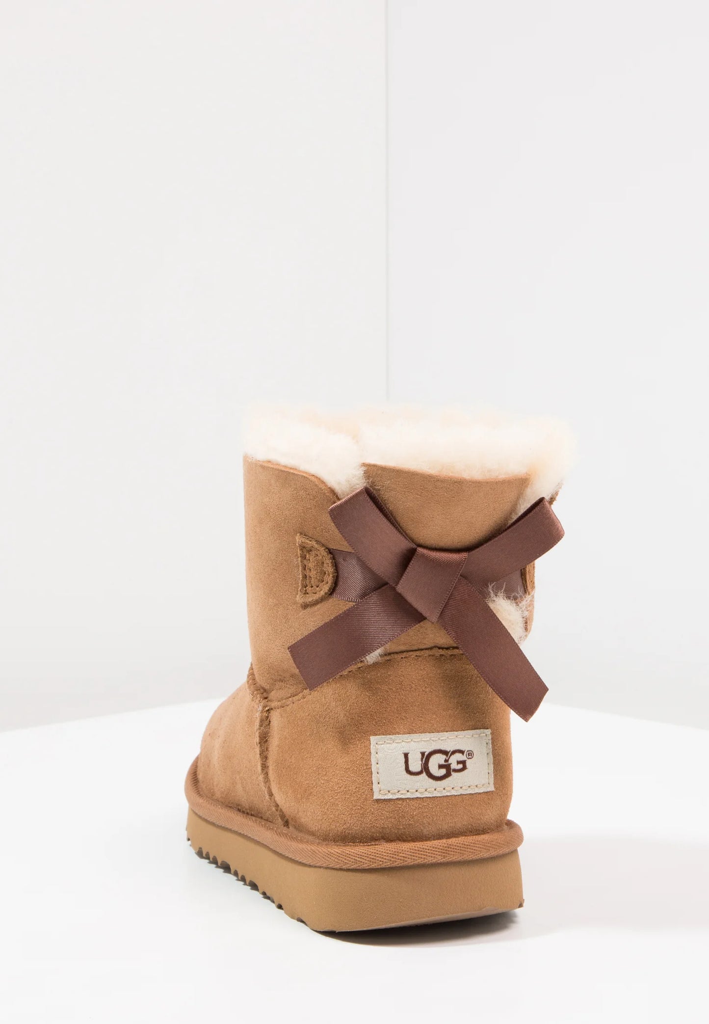 Ugg chestnut fiocco